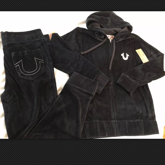 True Religion velour Sweatsuit 100% Authentic 🔥🔥 - Picture 2 of 8